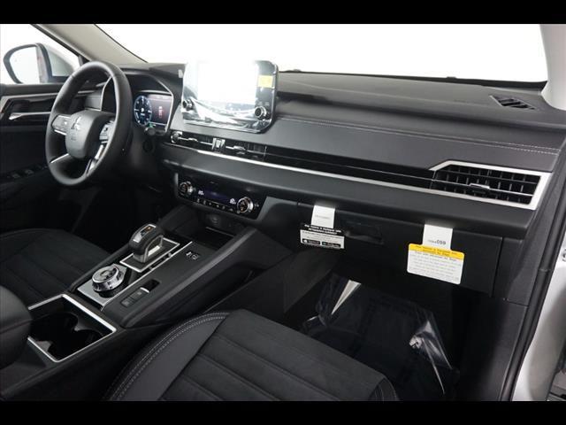 2025 Mitsubishi Outlander PHEV SE S-AWC