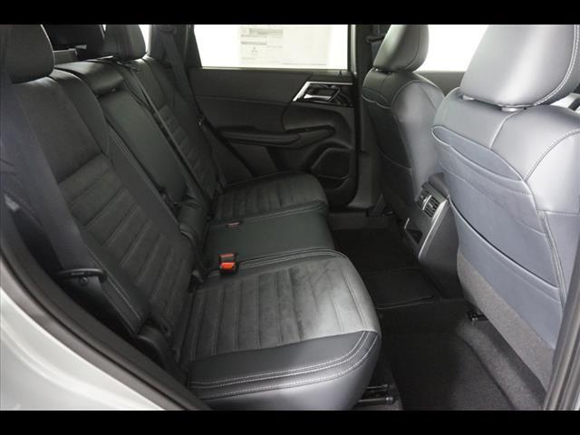 2025 Mitsubishi Outlander PHEV SE S-AWC