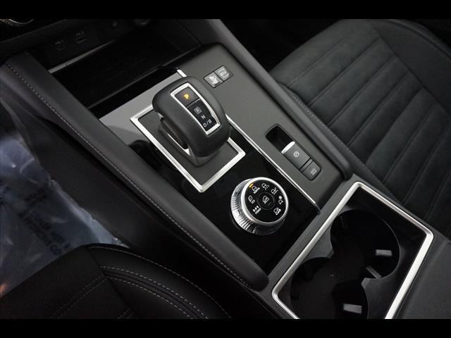 2025 Mitsubishi Outlander PHEV SE S-AWC