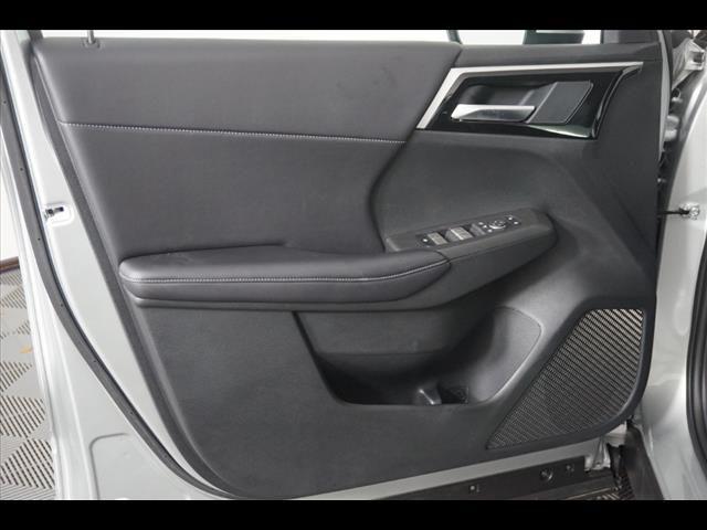 2025 Mitsubishi Outlander PHEV SE S-AWC