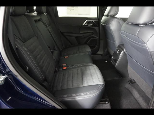 2025 Mitsubishi Outlander PHEV SE S-AWC