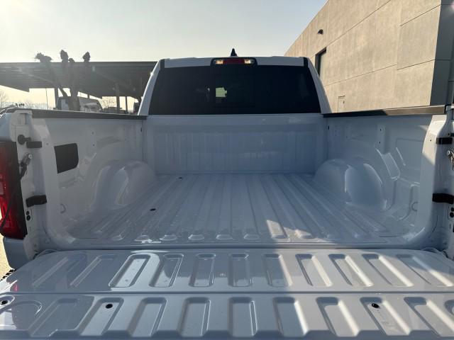 2026 Ram 1500 Laramie Crew Cab 4x4 57 Box