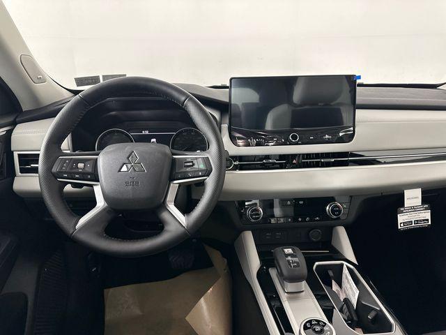 2026 Mitsubishi Outlander SE 1.5T S-AWC