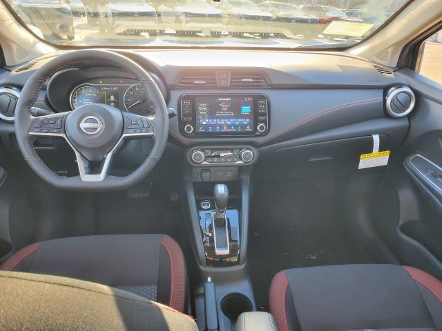 2025 Nissan Versa 1.6 SR