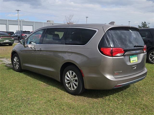 2018 Chrysler Pacifica Touring Plus 2018 Chrysler Pacifica Touring Plus