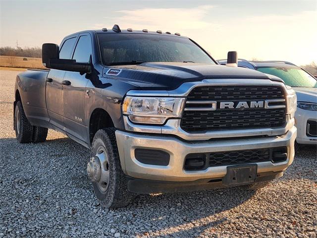 2022 RAM 3500 Tradesman Crew Cab 4x4 8 Box 2022 RAM 3500 Tradesman Crew Cab 4x4 8 Box
