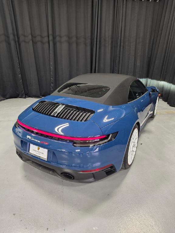 2023 Porsche 911 Carrera GTS Cabriolet