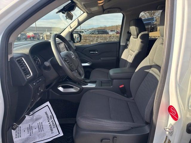 2023 Nissan Frontier Crew Cab SV 4x4