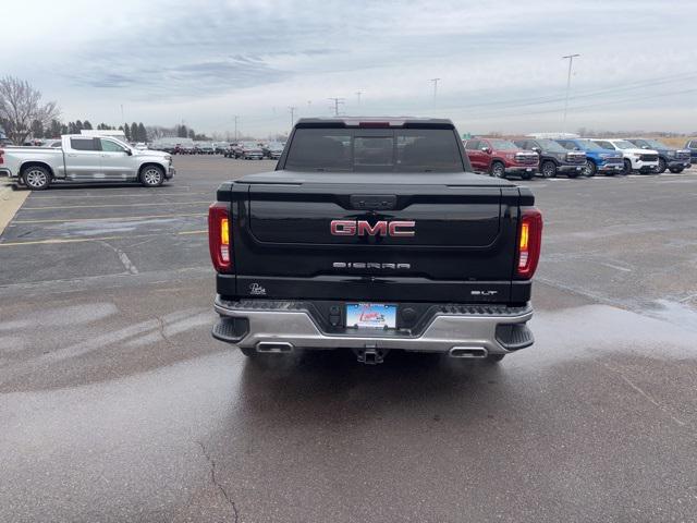 2022 GMC Sierra 1500 Limited 4WD Crew Cab Short Box SLT