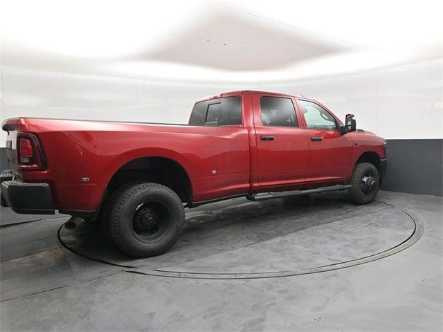 2026 RAM Ram 3500 RAM 3500 TRADESMAN CREW CAB 4X4 8 BOX