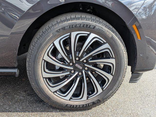 2025 Lincoln Navigator Black Label L