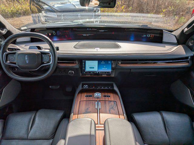 2025 Lincoln Navigator Black Label L