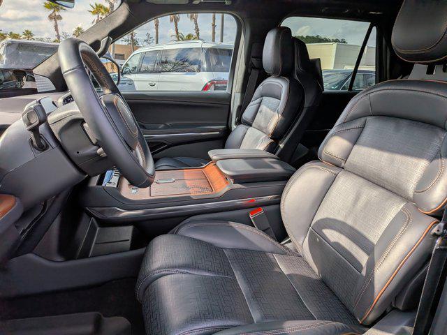 2025 Lincoln Navigator Black Label L