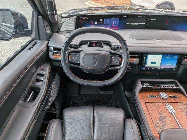 2025 Lincoln Navigator Black Label