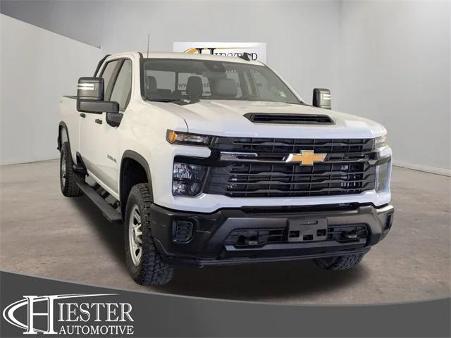 2024 Chevrolet Silverado 3500HD 4WD Crew Cab Long Bed Work Truck