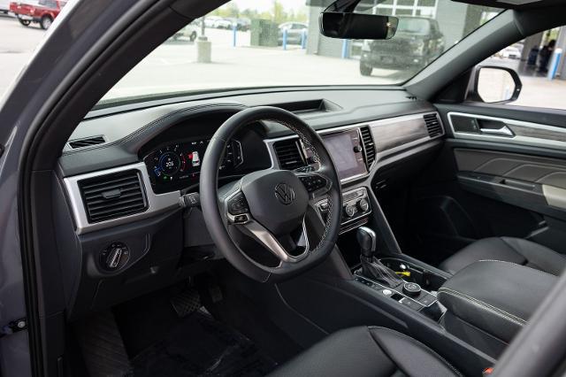 2022 Volkswagen Atlas Cross Sport 2.0T SE w/Technology