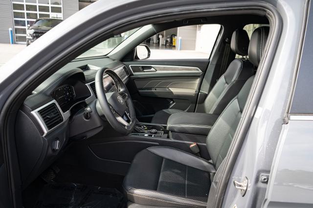 2022 Volkswagen Atlas Cross Sport 2.0T SE w/Technology