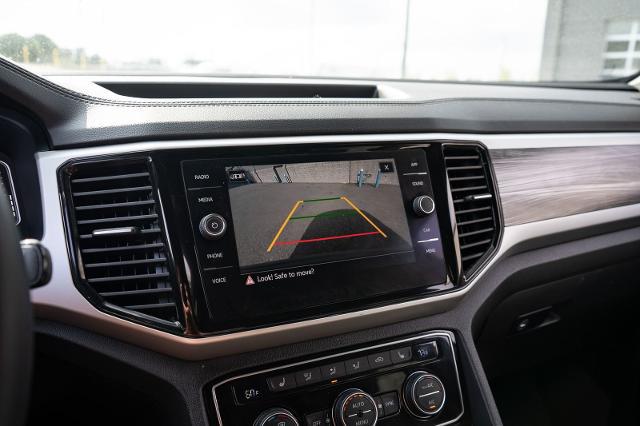 2022 Volkswagen Atlas Cross Sport 2.0T SE w/Technology