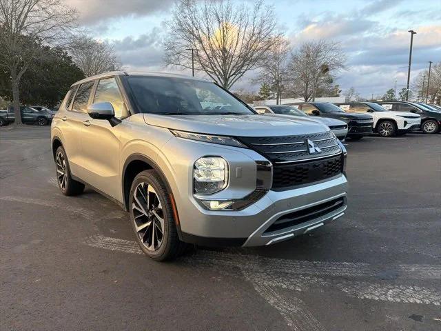 2024 Mitsubishi Outlander SE Black Edition S-AWC