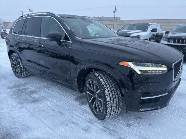 2019 Volvo XC90 T6 Momentum