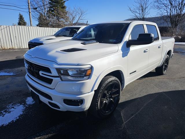 2021 RAM 1500 Laramie Crew Cab 4x4 57 Box