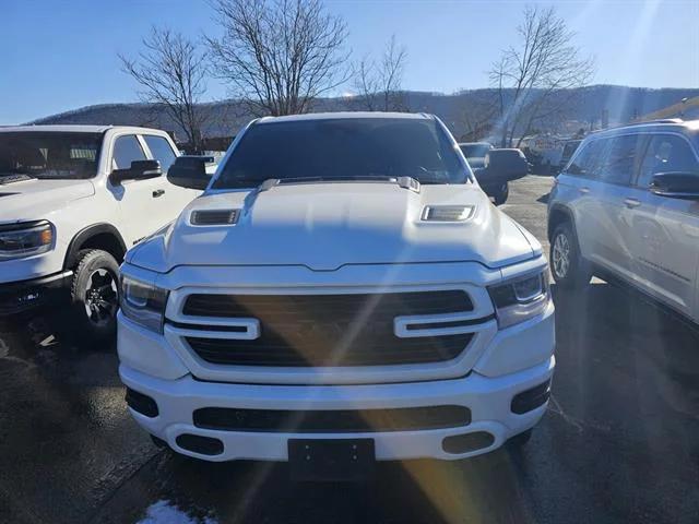 2021 RAM 1500 Laramie Crew Cab 4x4 57 Box