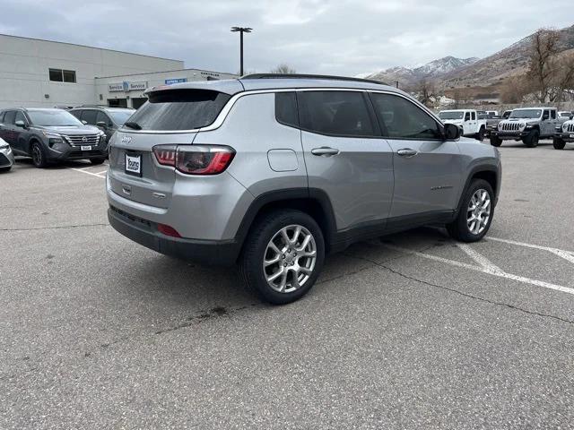 2022 Jeep Compass Latitude Lux 4x4