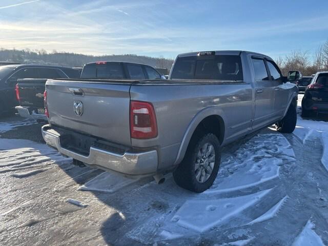 2019 RAM 3500 Limited Crew Cab 4x4 8 Box