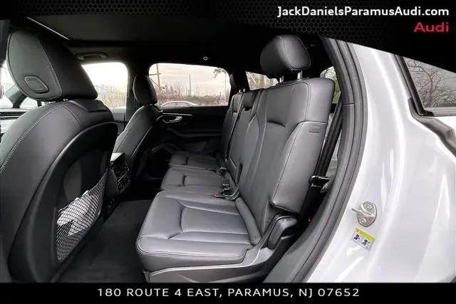 2026 Audi Q7 Premium Plus TFSI quattro tiptronic