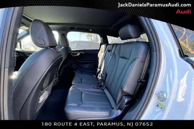 2026 Audi Q7 Premium Plus TFSI quattro tiptronic