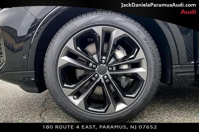 2026 Audi Q7 Premium Plus TFSI quattro tiptronic
