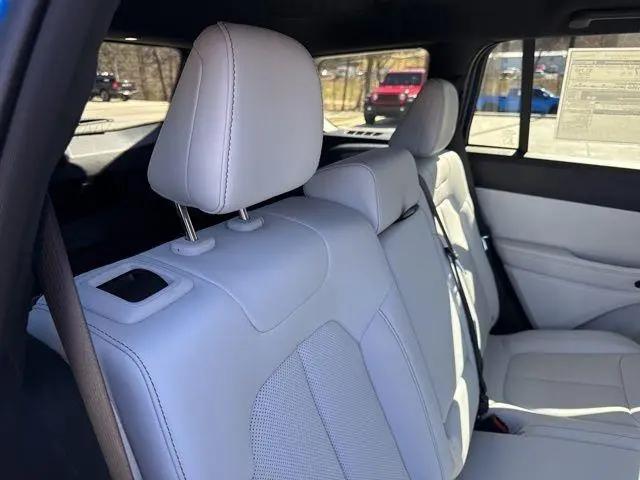 2026 Jeep Cherokee Limited 4x4