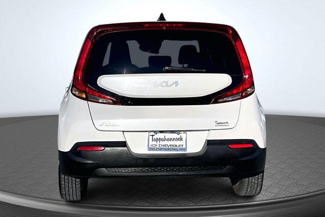 2022 Kia Soul LX