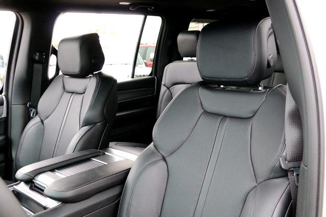 2026 Jeep Grand Wagoneer Limited Altitude 4x4