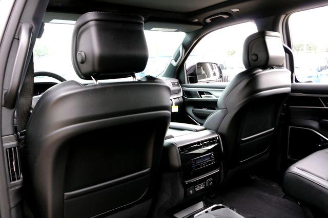2026 Jeep Grand Wagoneer Limited Altitude 4x4
