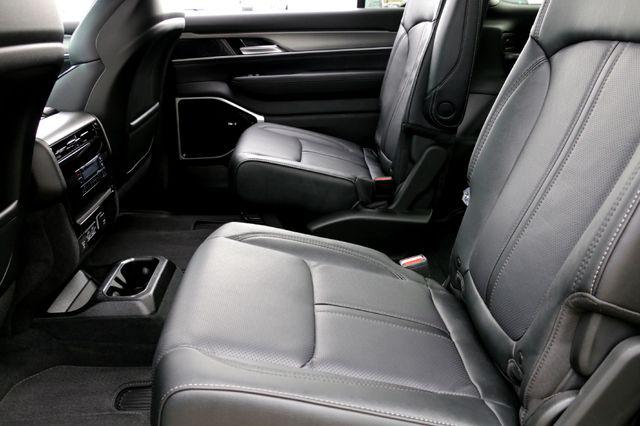 2026 Jeep Grand Wagoneer Limited Altitude 4x4