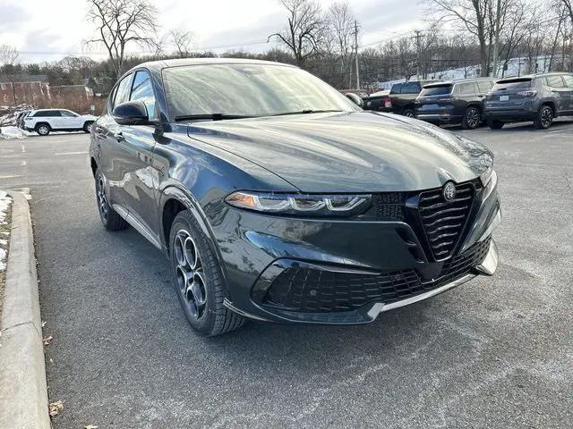 2026 Alfa Romeo Tonale Sprint AWD