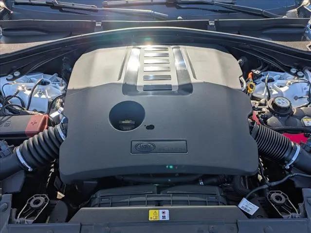2026 Land Rover Range Rover Velar P400 Dynamic SE