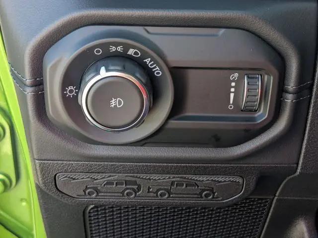 2026 Jeep Wrangler 4-Door Recon 4x4