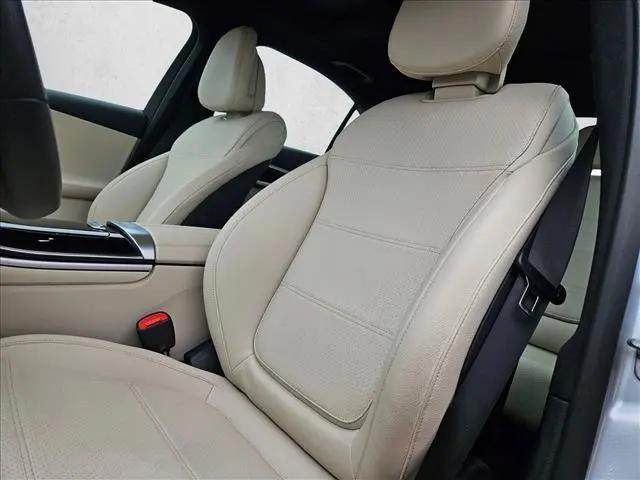2025 Mercedes-Benz C-CLASS C 300 C 300
