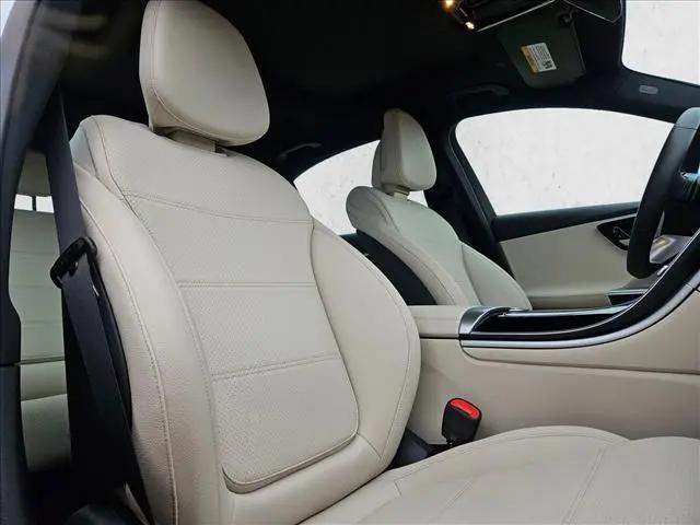 2025 Mercedes-Benz C-CLASS C 300 C 300