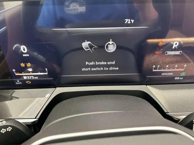 2026 INFINITI QX80 LUXE AWD