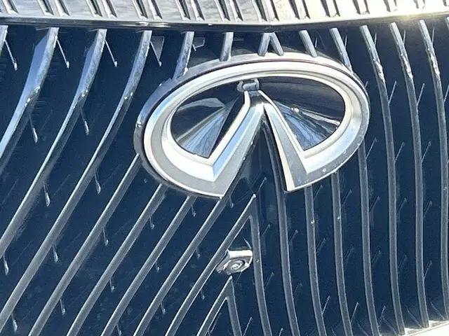 2026 INFINITI QX80 LUXE AWD