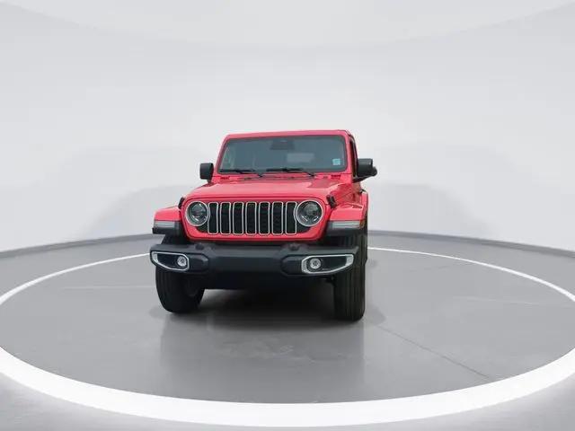2026 Jeep Wrangler 4-Door Sahara 4x4