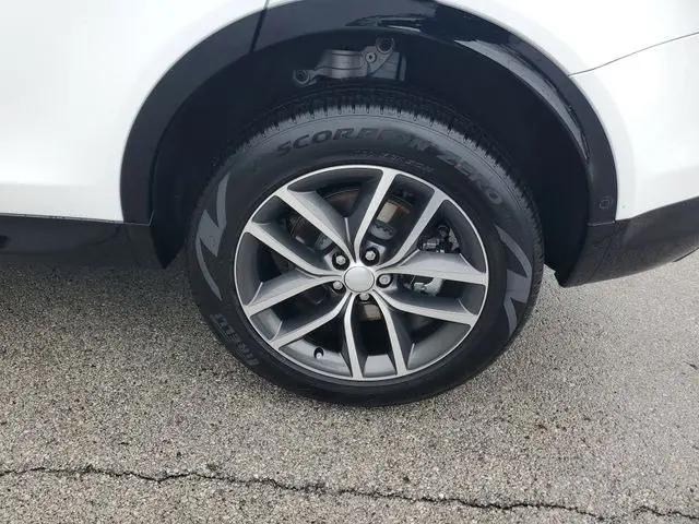 2025 Land Rover Discovery Sport Dynamic SE