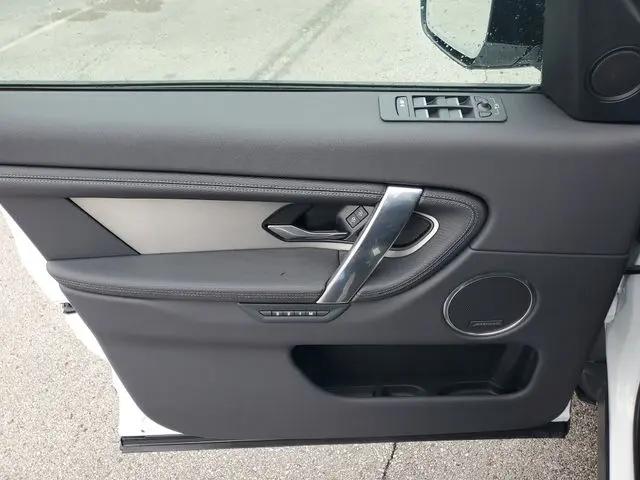 2025 Land Rover Discovery Sport Dynamic SE