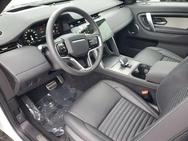 2025 Land Rover Discovery Sport Dynamic SE