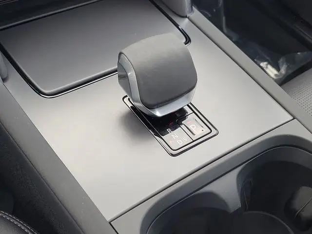 2025 Land Rover Discovery Sport Dynamic SE