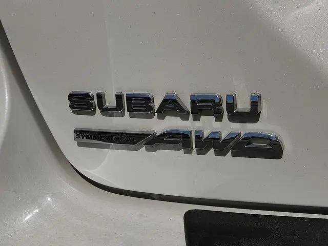 2025 Subaru Crosstrek 2.0i