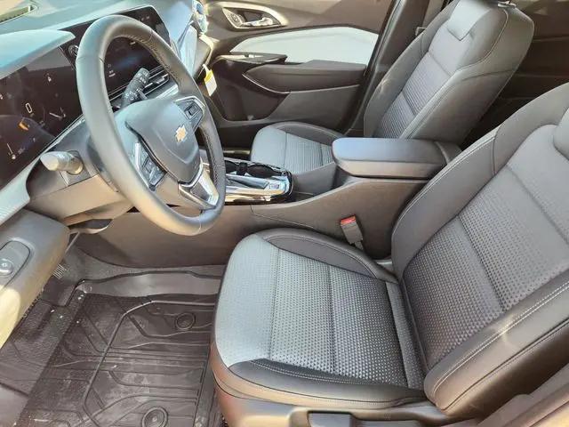 2026 Chevrolet Trax FWD LT
